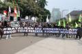 Mahasiswa dan Buruh di Jakarta Kembali Gelar Aksi Tolak Omnibus Law