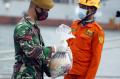 Tim SAR Gabungan Kembali Temukan 53 Serpihan Pesawat dan Pakaian Penumpang Sriwijaya Air SJ182