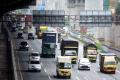 PSBB Ketat, Tol Jakarta-Cikampek Masih Ramai Kendaraan
