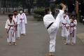 Melihat Siswa Ampibi Taekwondo Club Taekwondo Berlatih di Tengah Pandemi