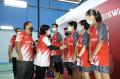 Telkom Berikan Beasiswa untuk 10 Pemenang IndiHome Gideon Badminton Academy