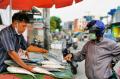 Jelang Imlek, Pedagang Ikan Bandeng Mulai Bermunculan di Rawa Belong