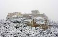 Salju Tebal Tutupi Kuil Parhenon di Athena