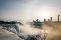 Berasa di Negeri Dongeng, Begini Keindahan Air Terjun Niagara saat Diselimuti Es