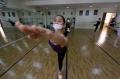 Berlatih Balet Tatap Muka di Tengah Pandemi Covid-19