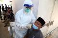 Puluhan Santri Jalani Swab PCR di Puskesmas Kenjeran Surabaya