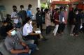 Puluhan Santri Jalani Swab PCR di Puskesmas Kenjeran Surabaya