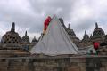 Gunung Merapi Berhenti Erupsi, Penutup Stupa Candi Borobudur Kembali Dibuka