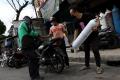 Kasus Covid-19 Melonjak, Tabung Oksigen Medis di Jakarta Sempat Alami Kelangkaan