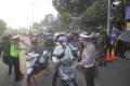 Kemacetan Panjang di Jalan Raya Bogor Akibat Penyekatan PPKM Darurat