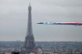 Atraksi Jet Tempur Prancis Meriahkan Hari Bastille
