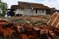 Ratusan Rumah Warga Rusak Akibat Puting Beliung di Madiun