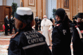 Paus Fransiskus Sampaikan Urbi et Orbi di Dalam Ruangan