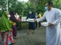 Indahnya Toleransi, Piring Kasih Paskah Bagikan Paket Makan Berbuka Puasa untuk Warga