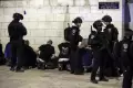 Pasukan Israel Serang Upacara Pemakaman Pemuda Palestina di Yerusalem