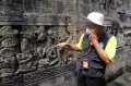Melihat Kerusakan Struktur Candi Borobudur