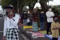 Pecalang Berjaga Saat Salat Idul Adha di Bali