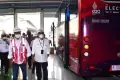 Menhub Budi Karya Tinjau Bus Listrik G20