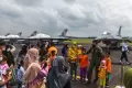 Antusias Warga Palembang di Wisata Dirgantara, Bisa Berswafoto Bareng Pilot F-16