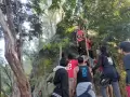 Evakuasi Pendaki Gunung Popalia yang Jatuh ke Jurang Sedalam 85 Meter