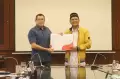 Anggota DPD RI Oni Suwarman Resmi Gabung ke Partai Perindo