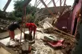 Banjir Bandang Setinggi 2 Meter Hancurkan Puluhan Rumah di Brebes