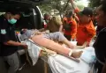 Korban Kecelakaan Bus Masuk Jurang di Guci Tiba di RSUD Tangerang Selatan