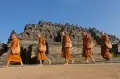 Ritual Dharmayatra Adi Buddha Puja di Borobudur