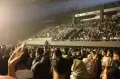 Yura Yunita Bius Penggemarnya di Konser Tunggal Pertunjukan Tutur Batin
