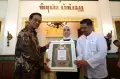 Senyum Sumringah Putri Ariani dapat Penghargaan dari Sri Sultan HB X