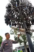 Polresta Gorontalo Kota Bangun Tugu Knalpot Hasil Operasi Patuh