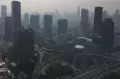 Asap Kabut Selimuti Semanggi, Udara Jakarta Terburuk Kelima Dunia Siang Ini