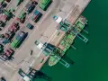 Melihat Aktivitas Bongkar Muat di Pelabuhan Makassar New Port