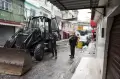Buru Penjahat Narkoba, Pasukan Keamanan Rio de Janeiro Kerahkan Bulldozer