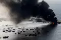 Israel Serang Pelabuhan di Gaza, Kapal dan Perahu Nelayan Palestina Hangus Terbakar