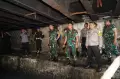 Pangdam Jaya Dampingi Kasad Tinjau Karya Bakti Wilayah Kodim 0501/JP dan 4 pilar disepanjang Sungai Krukut