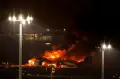 Tewaskan 5 Orang, Begini Kondisi Japan Airlines yang Terbakar Usai Tabrakan