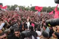 Bandung Pecah! Puluhan Ribu Pendukung Hadiri Kampanye Akbar Perdana Ganjar-Mahfud
