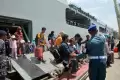 Ratusan Pemudik Kapal Perang KRI Banda Aceh Tiba di Pelabuhan Tanjung Emas Semarang