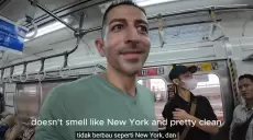 Viral! Youtuber Amerika Bandingkan KRL dengan Subway New York, Beri Nilai 9 dari 10