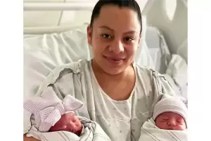 Unik! Bayi Kembar Ini Lahir di Tahun Berbeda, 2021 dan 2022