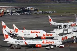 Perdana Terbang ke Madinah, Lion Air Kembali Angkut 414 Jamaah Umrah