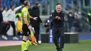 AS Roma Gagal Kalahkan Genoa di Liga Italia, Mourinho Bersilat Lidah