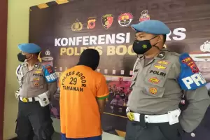 Lecehkan Belasan Murid, Pelatih Futsal di Bogor Diciduk Polis