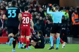 Liverpool vs Inter, Pakar Sebut Alexis Sanchez Tak Layak Dikartu Merah