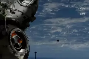 3,5 Jam Setelah Peluncuran, 3 Kosmonot Rusia Tiba di Stasiun Luar Angkasa Internasional