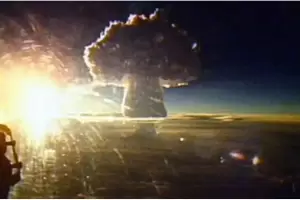 Ini Perbandingan Tsar Bomba Rusia dengan Bom Atom Amerika Serikat