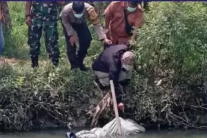 Polisi Tangkap Pelaku Pembunuhan Pria Bertato Terbungkus Terpal di Bekasi