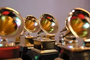Daftar Lengkap Pemenang Grammy Awards 2022, BTS Gagal Bawa Pulang Trofi