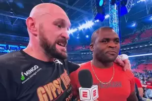 Tyson Fury vs Francis Ngannou di Afrika: Rumble in the Jungle 2!